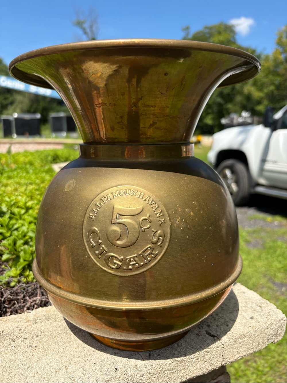 All Famous Havana 5c Cigars Brass Spittoon/Cuspidor